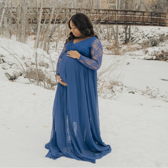 Maternity Photography Gown Long Sleeve - Maxi Dress for Baby Shower - Picture 3 of 3